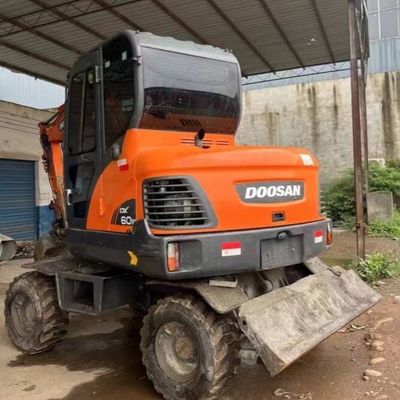 Used Mini Wheel Excavator Digger DOOSAN DH60 Second Hand Excavator 5550 kg