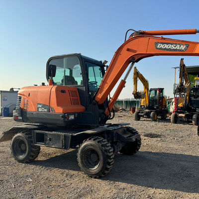 48KW Used DOOSAN Excavator Machine Doosan DX60W Hydraulic Crawler Excavator 5550 kg