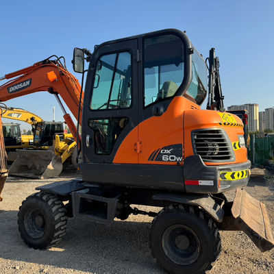 48KW Used DOOSAN Excavator Machine Doosan DX60W Hydraulic Crawler Excavator 5550 kg