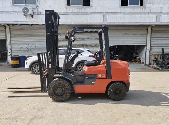 148kw 3 Ton Toyota 30 Used Forklift , Diesel Engine 2nd Hand Forklift