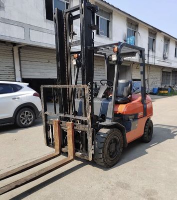 Compact TOYOTA 30 Forklift Truck Second Hand Engineering Machinery
